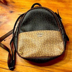 Guess Backpack small
